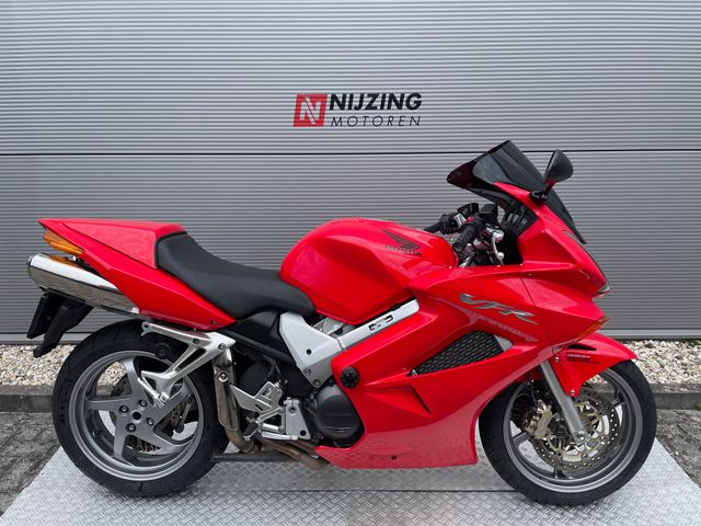 honda - vfr-800-fi-vtec-abs
