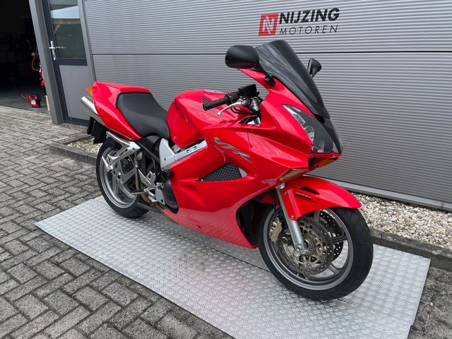 honda - vfr-800-fi-vtec-abs