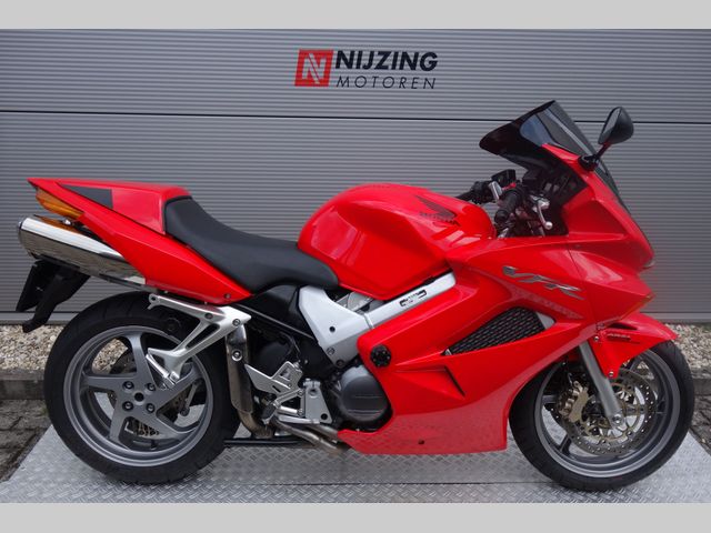 honda - vfr-800-fi-vtec-abs