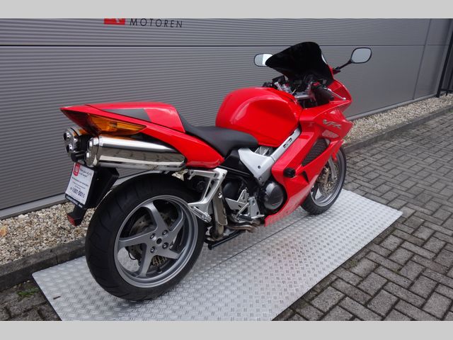 honda - vfr-800-fi-vtec-abs
