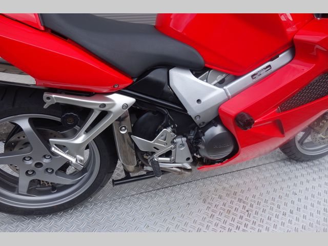 honda - vfr-800-fi-vtec-abs