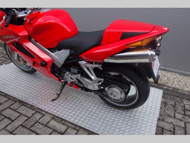 honda - vfr-800-fi-vtec-abs