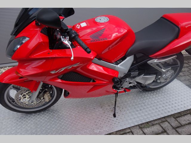 honda - vfr-800-fi-vtec-abs