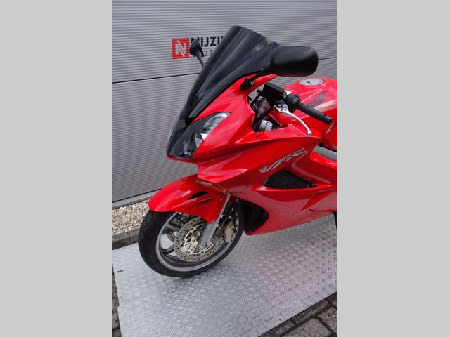 honda - vfr-800-fi-vtec-abs