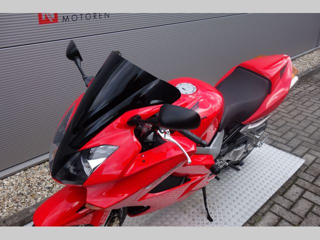 honda - vfr-800-fi-vtec-abs
