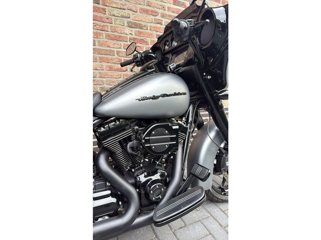 harley-davidson - street-glide-special-flhxs