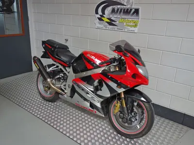 SUZUKI GSX-R 1000 – foto 3