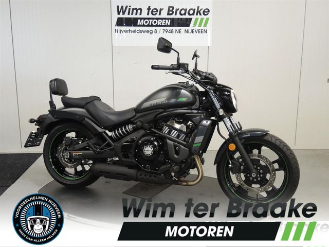 kawasaki - vn-900-classic-se