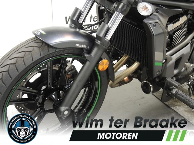kawasaki - vn-900-classic-se