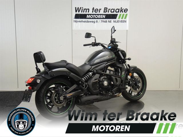 kawasaki - vn-900-classic-se