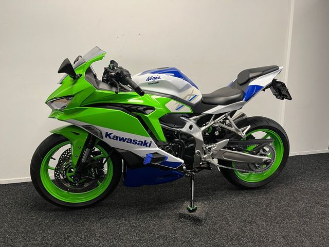 kawasaki - ninja-zx-4rr