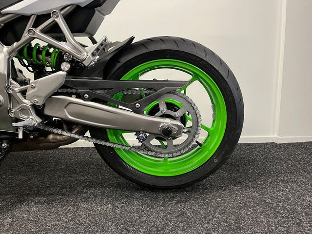kawasaki - ninja-zx-4rr