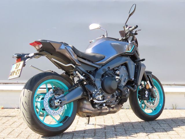 yamaha - mt-09-y-amt