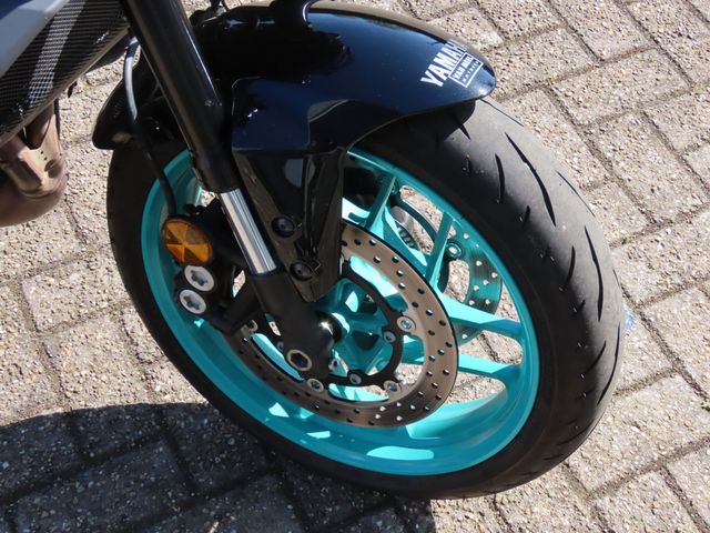 yamaha - mt-09-y-amt