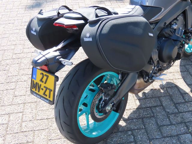yamaha - mt-09-y-amt