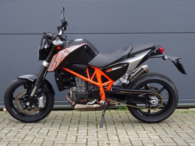 ktm - 690-duke