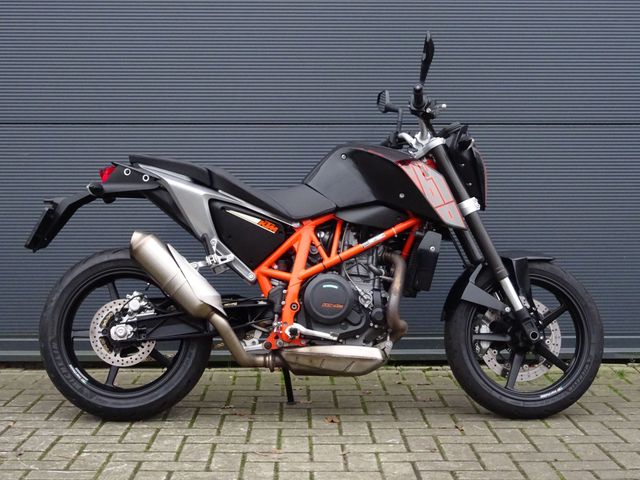 ktm - 690-duke