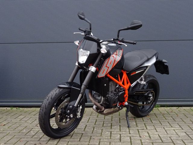 ktm - 690-duke