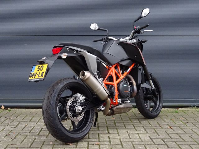 ktm - 690-duke