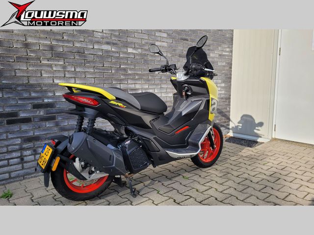 aprilia - sr-gt-200