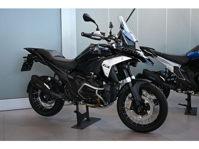bmw - r-1300-gs-triple-black
