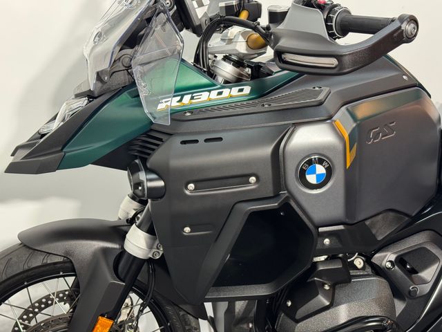 bmw - r-1300-gs-adventure-karakorum