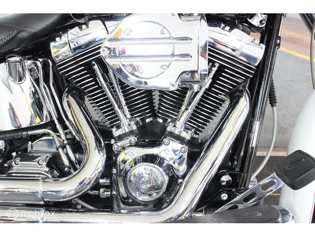 harley-davidson - softail-deluxe-flstni