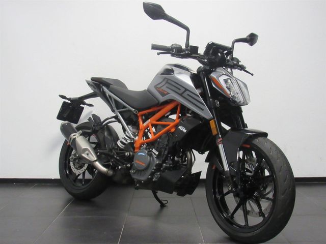 ktm - 125-duke