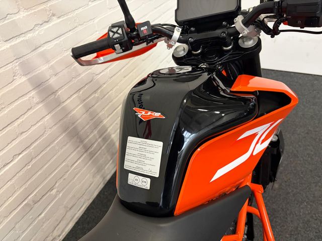 ktm - 390-duke