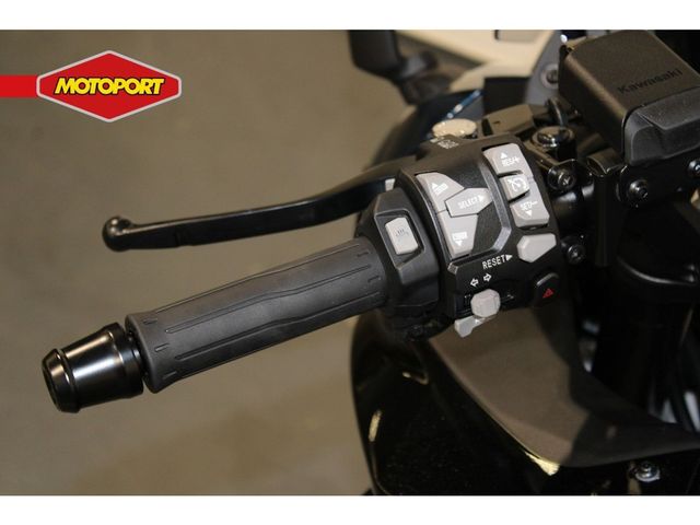 kawasaki - ninja-1100-sx-se
