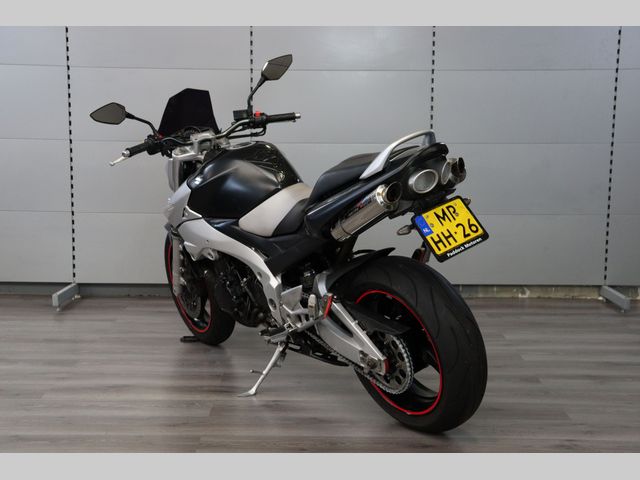 suzuki - gsr-600