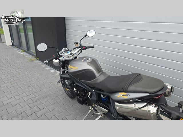 triumph - street-triple