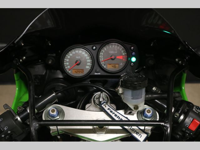 kawasaki - ninja-zx-6r