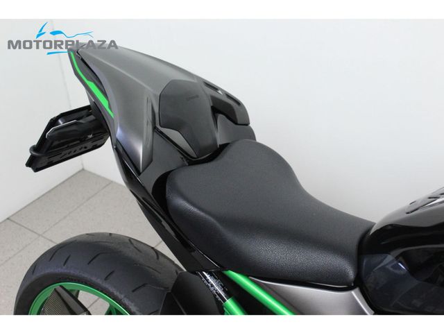 kawasaki - z900-performance