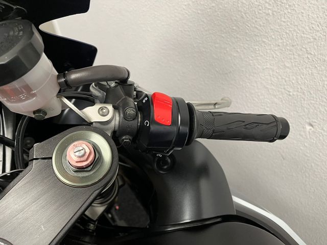 suzuki - gsx-r-1000