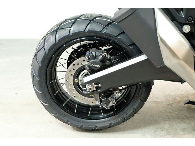 honda - x-adv
