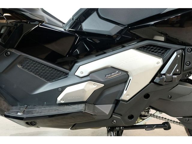honda - x-adv