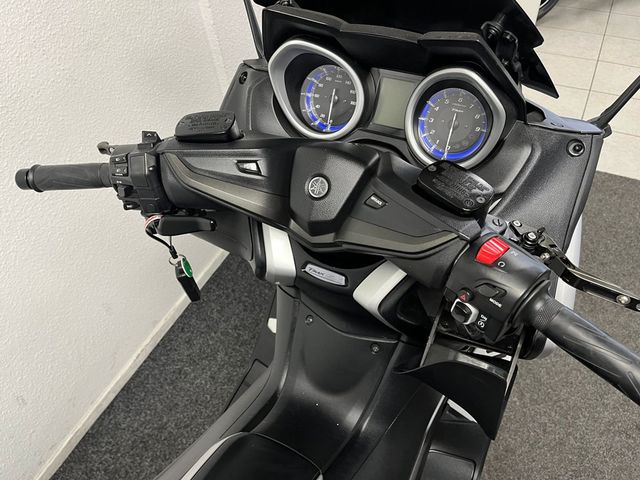 yamaha - tmax-sx