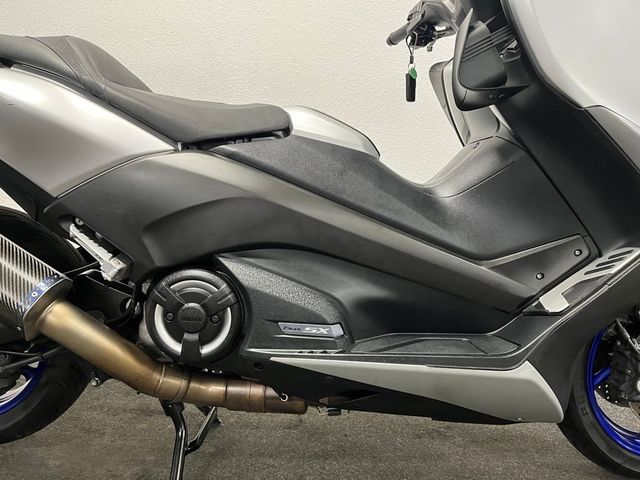 yamaha - tmax-sx