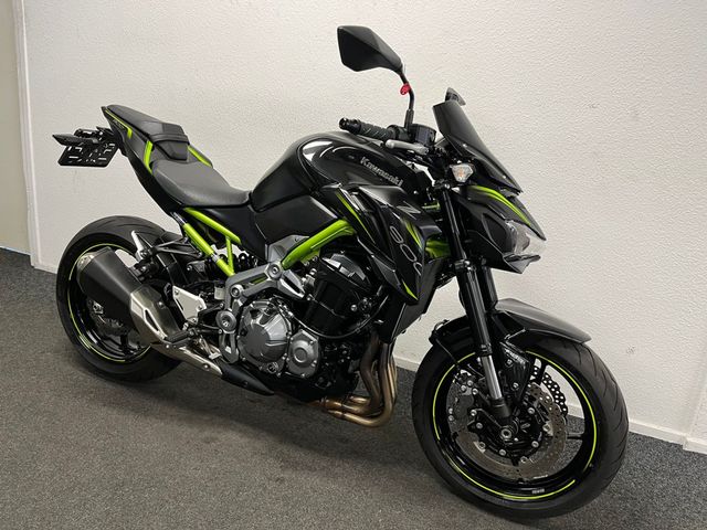 kawasaki - z900
