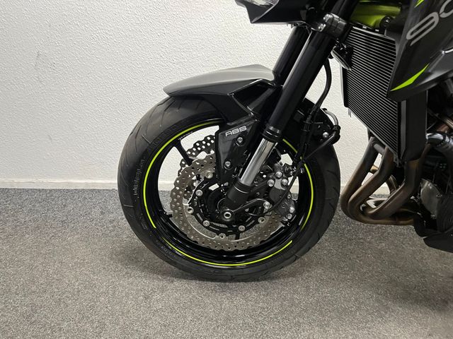 kawasaki - z900