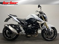 SUZUKI GSR 750