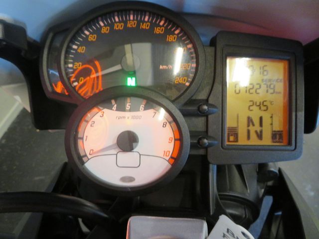 bmw - f-800-r