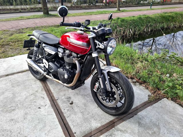 triumph - speed-twin-1200