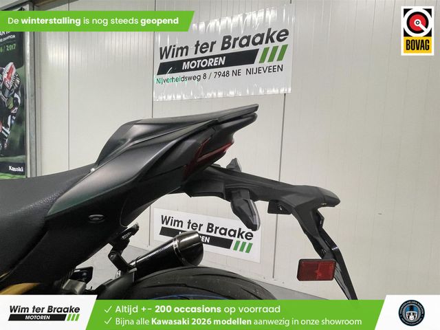 kawasaki - z900