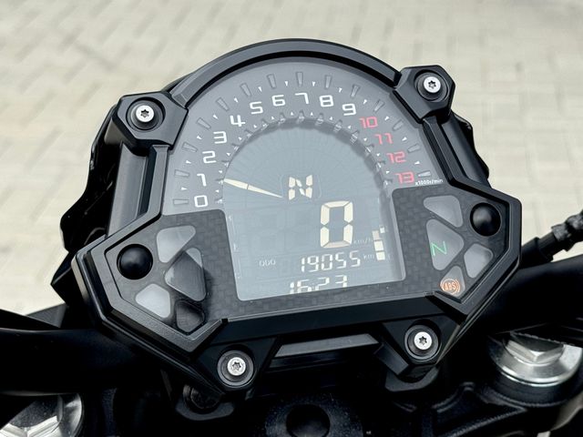kawasaki - z650-abs
