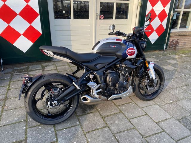 triumph - trident-660-triple-tribute-edition