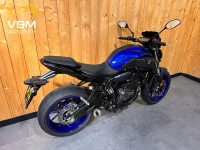 YAMAHA MT 07 ABS – foto 3