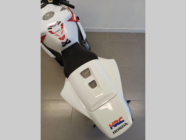 honda - cbr-1000-rr-fireblade