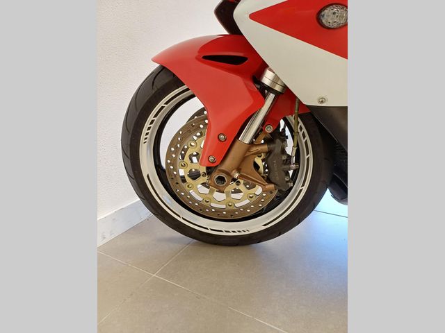 honda - cbr-1000-rr-fireblade